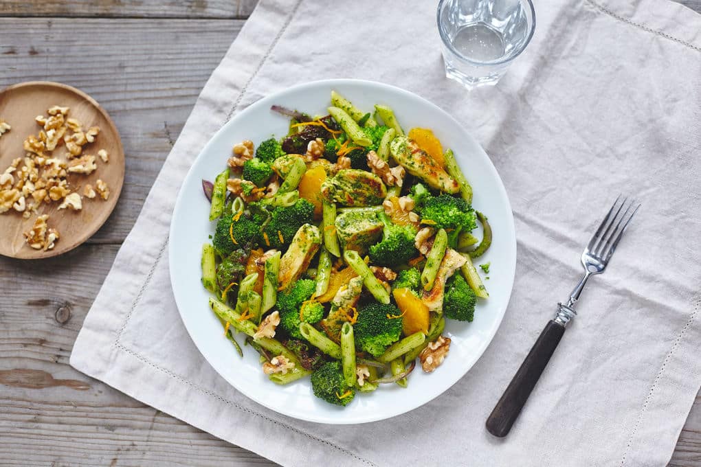 Italienischer Nudelsalat mit Hühnchen