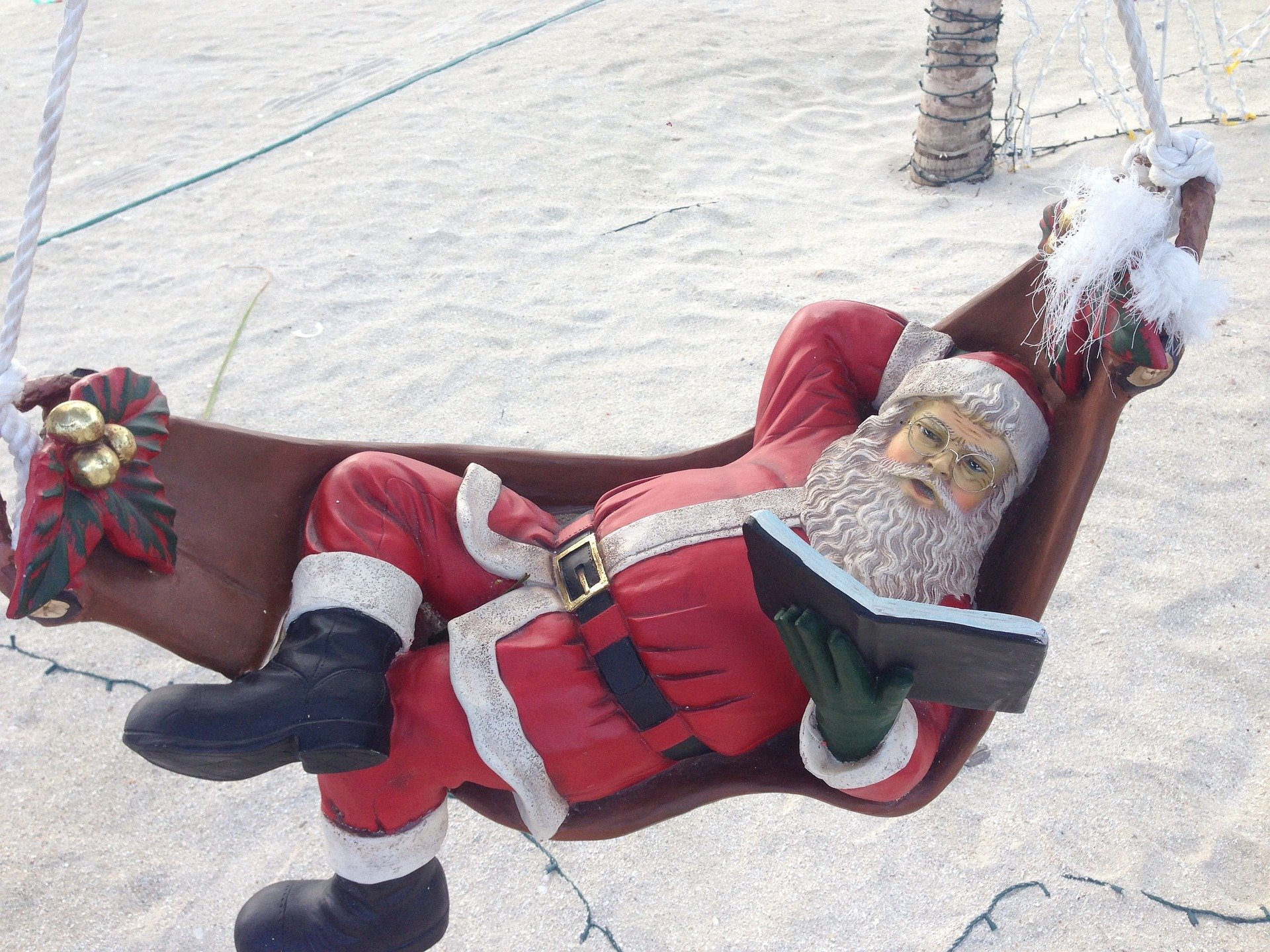 santa-claus-1128644 1920