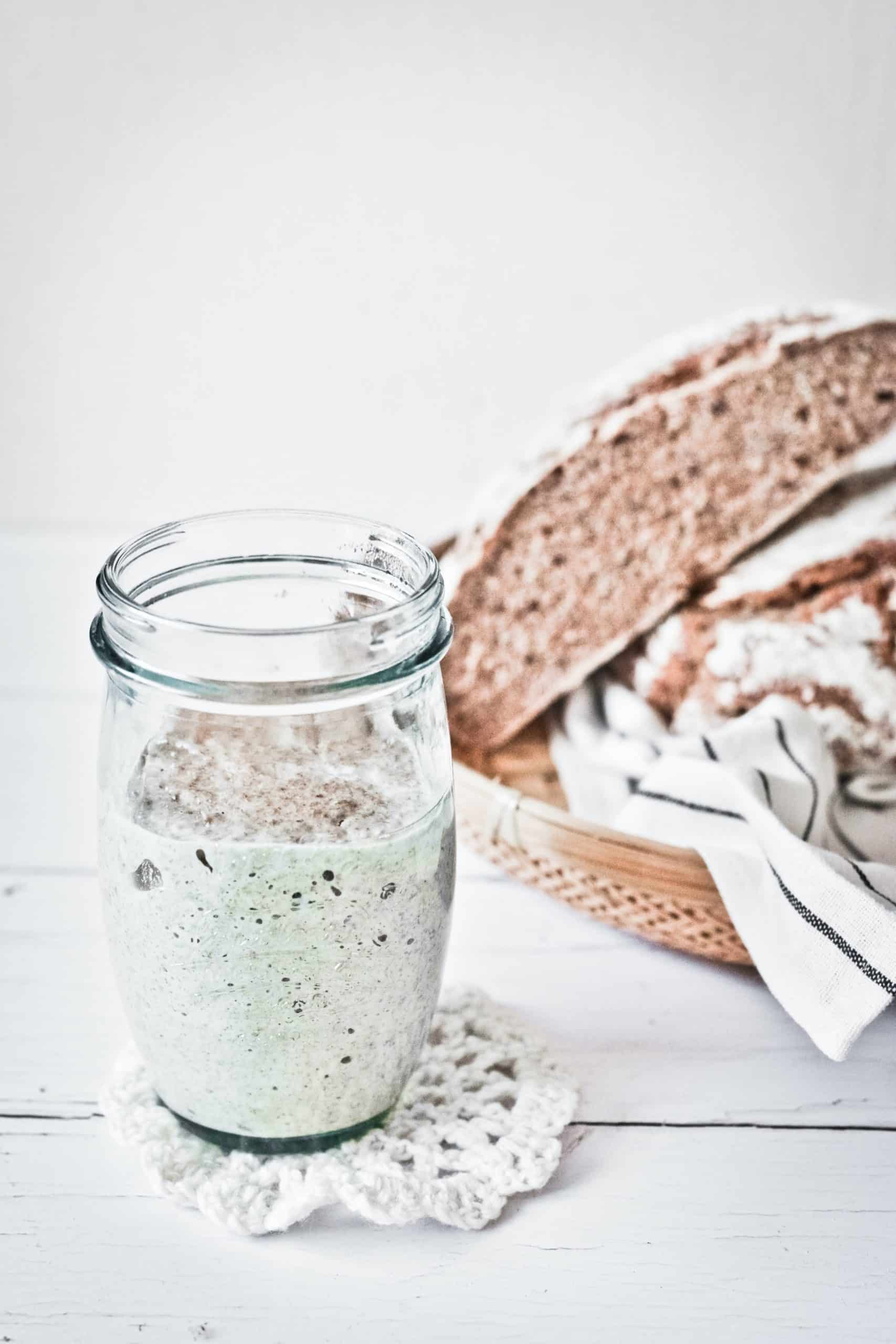 Aus Sauerteigresten Pfannkuchen machen